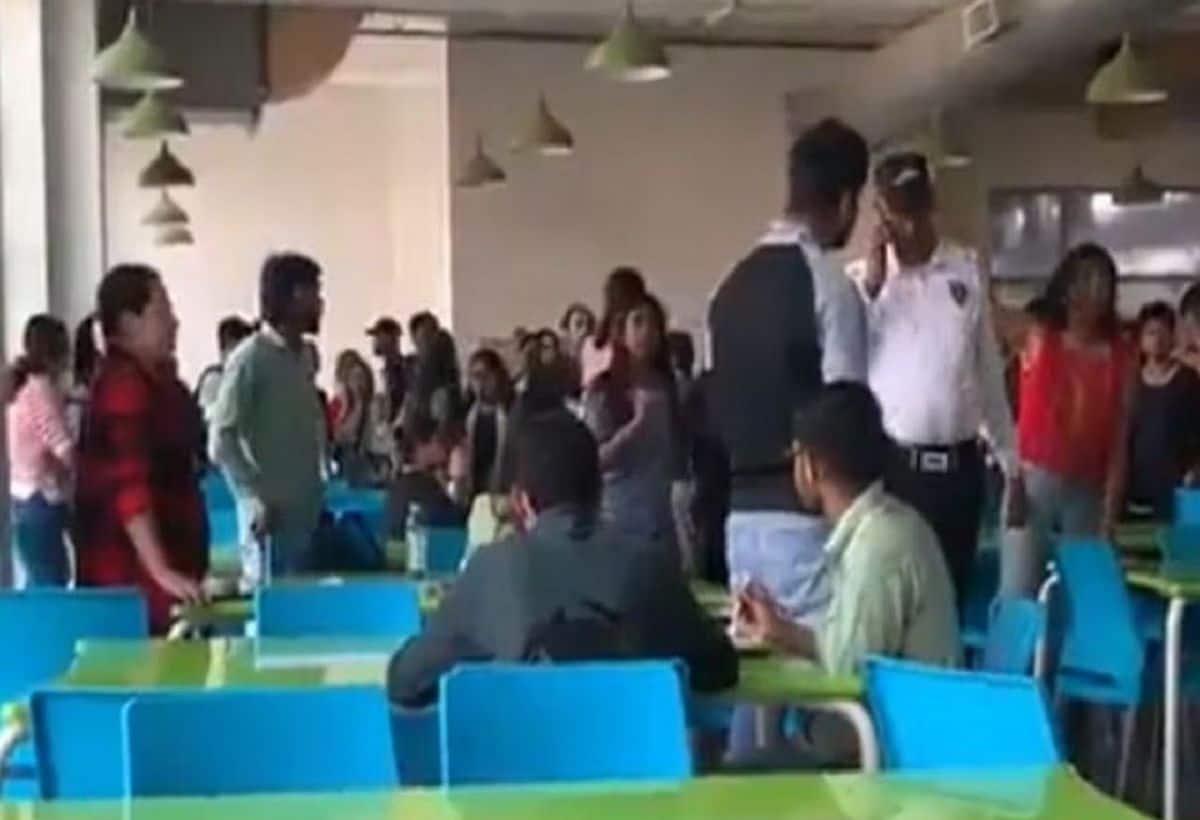 VIRAL VIDEO: On Mahashivratri, students fasted, served non -veg at South Asian University, Delhi